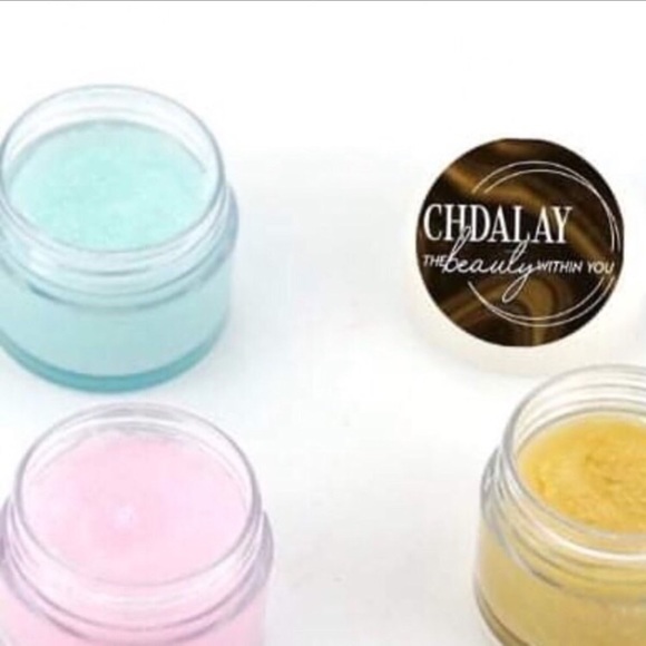 Lip scrub get the dead skin off use it at anytime day or night - Picture 1 of 1